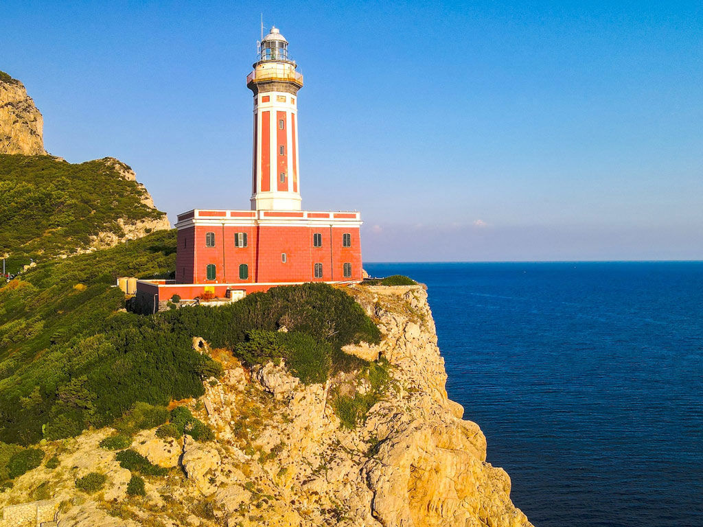 capri-boat-tour-punta-carena-lighthouse