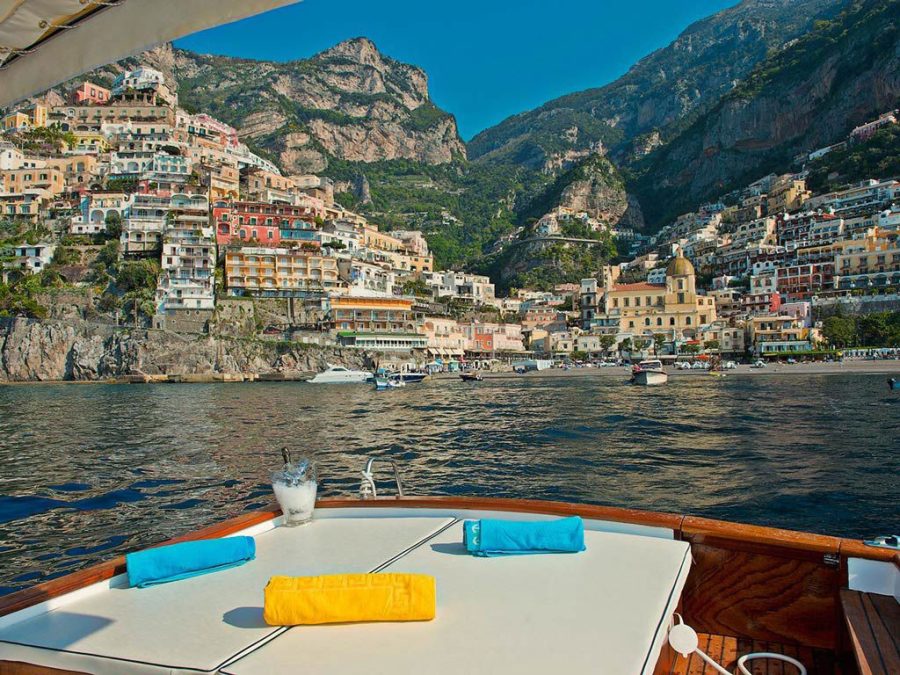 amalfi-coast-boat-tours-positano-sundeck
