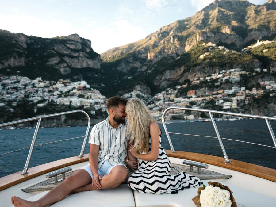 boat-tours-amalfi-coast-honeymoon-cruise-positano