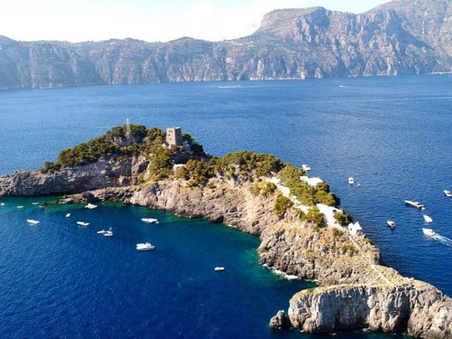 boat-tours-amalfi-coast-honeymoon-li-galli-view