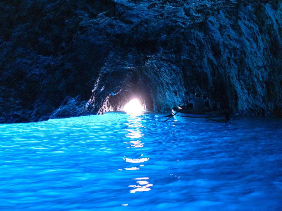 capri-boat-tour-inside-blue-grotto-caves-capri