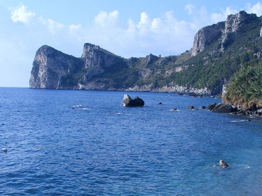 private-boat-tours-amalfi-coast-nerano-cantuccio-bay